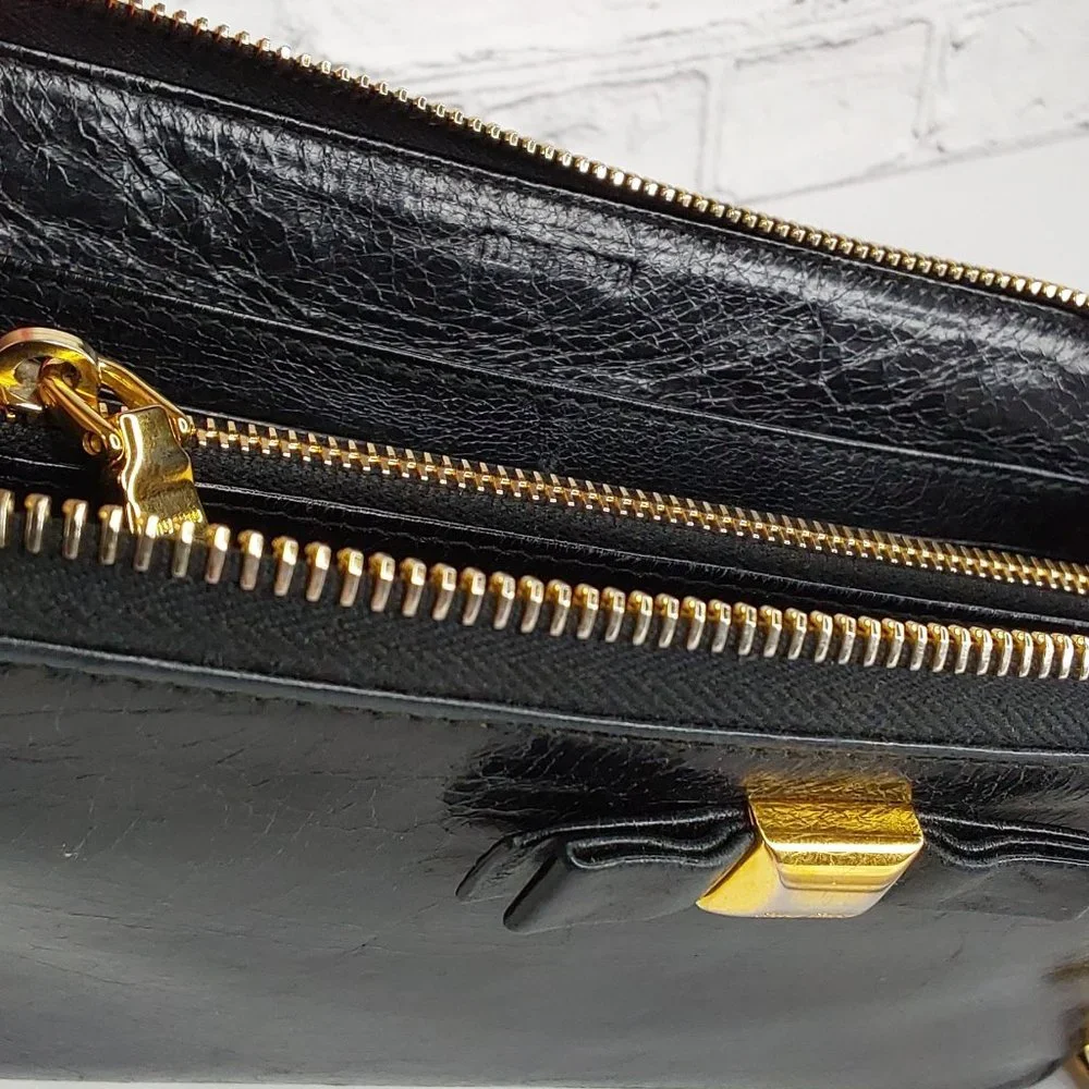 'MIU MIU' BOW-FRONT LEATHER WALLET FULL-ZIP  DISTRESSED ONYX - Picture 8 of 15